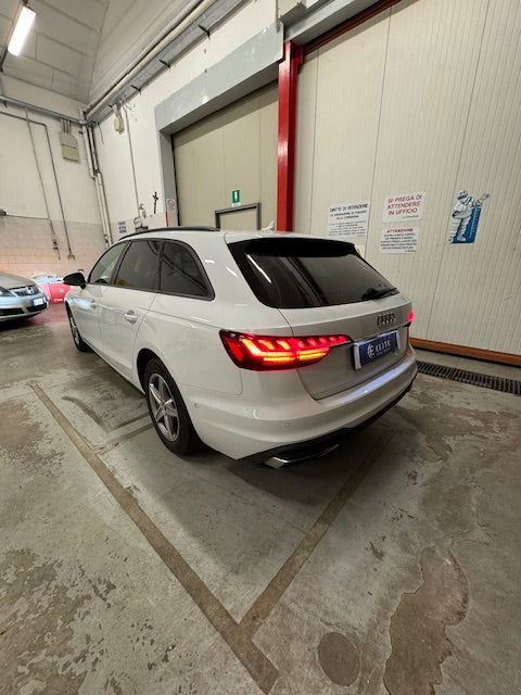 AUDI A4 AVANT 30TDI STRONIC 136CV