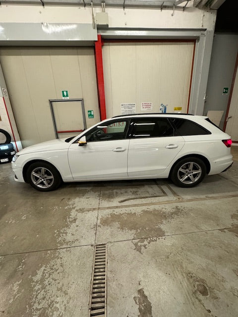 AUDI A4 AVANT 30TDI STRONIC 136CV