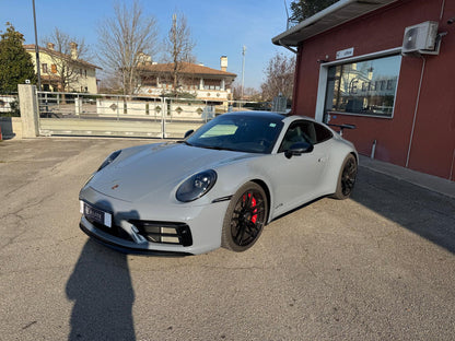 PORSCHE 911 Coupe 3.0 Carrera GTS